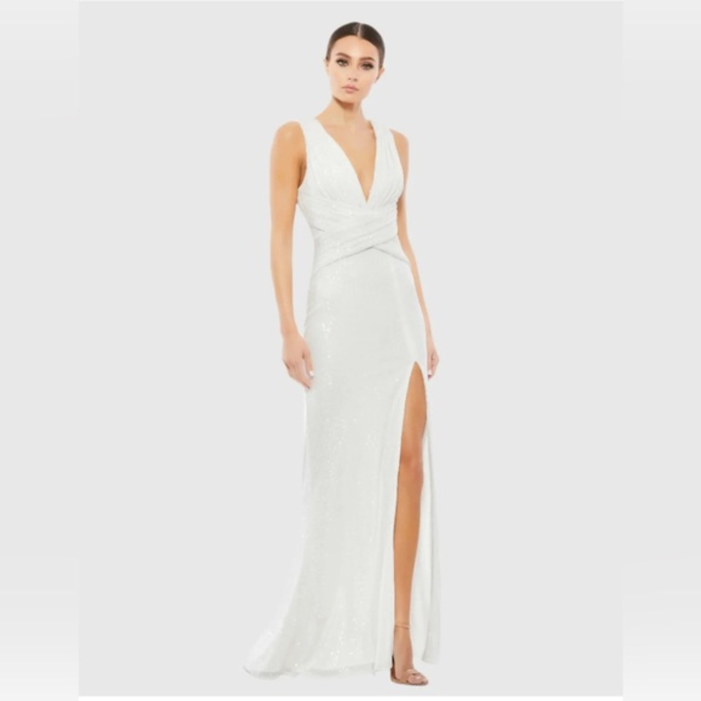 IEENA FOR MAC DUGGAL - 
White V-Neck Sequin Wrap Waist Gown - NEW